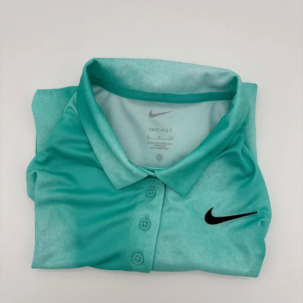 NWT Womens Size S Nike Glacier Blue Sleeveless Dri-FIT Victory Printed Golf Polo